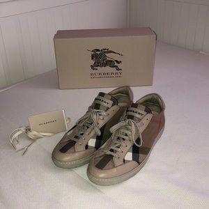 Burberry shoes